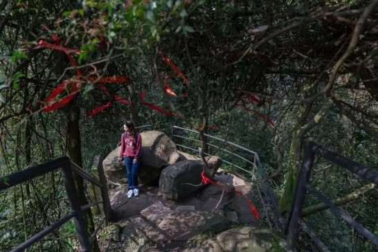 圣灯山.jpg 圣灯山.jpg